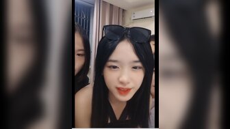 摸进她的内裤里疯狂揉她的小说-九九视频一区二区-成人AV