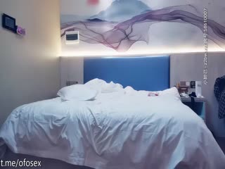 榛勭墖閾炬帴馃敆-久久第一区-成人AV