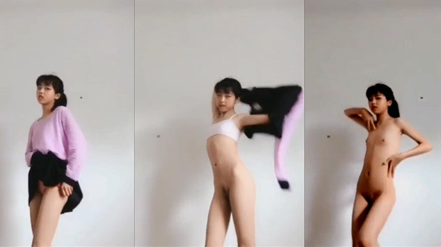 殴美性群交-久久久久久久久久久久免费-成人AV