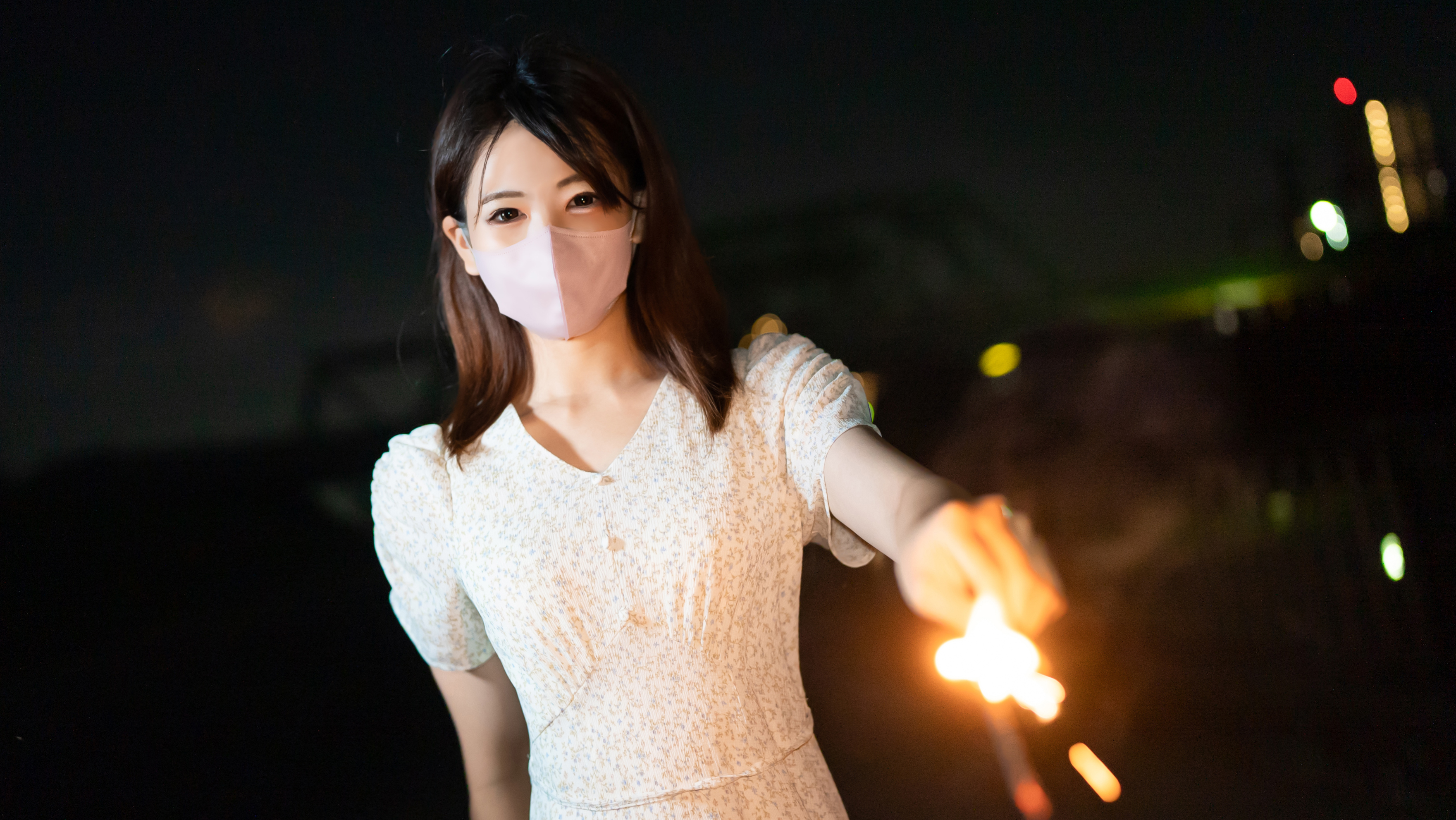 白丝美女精油喷潮被狂操纵-久久精品综合视频-成人AV