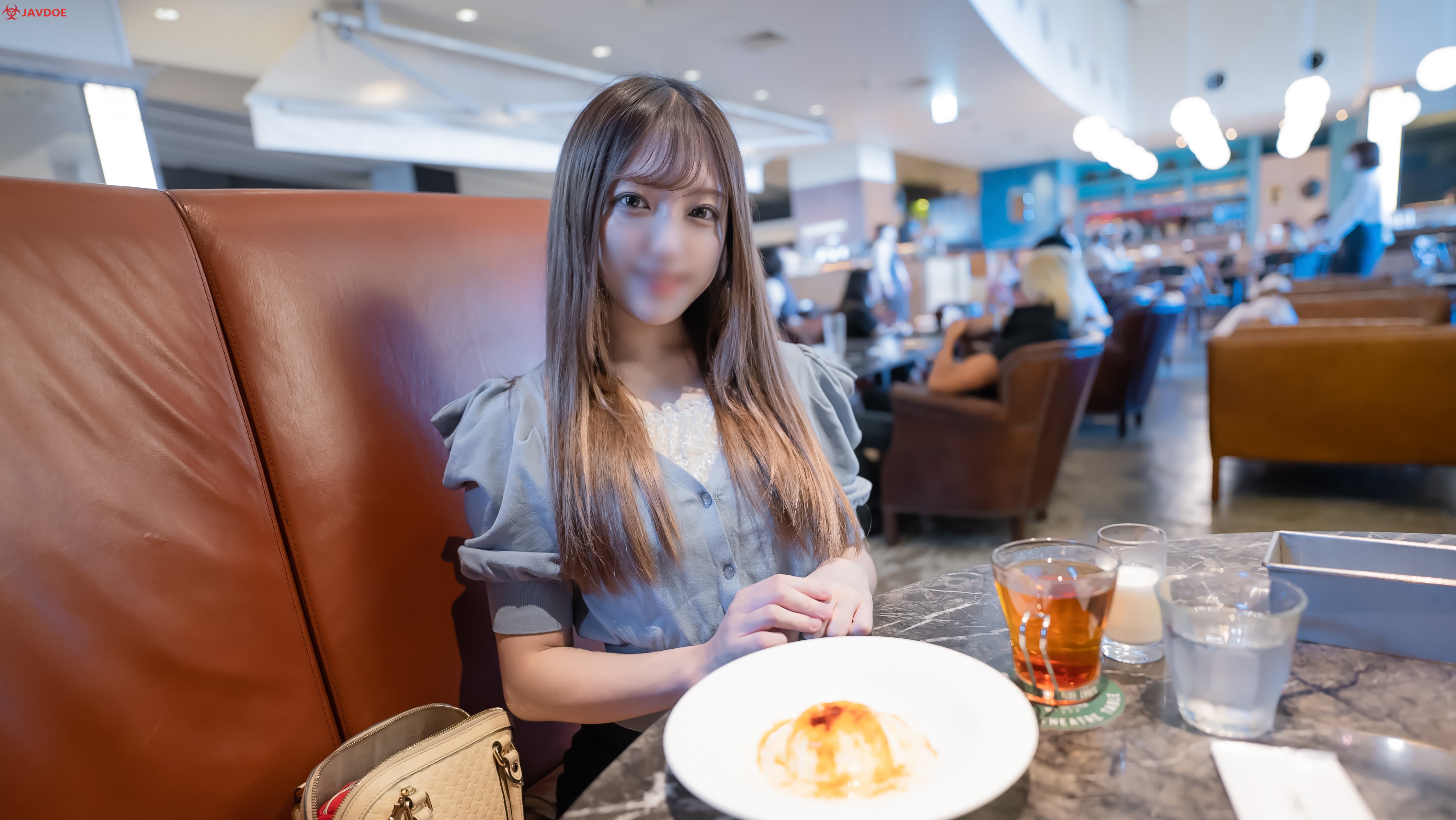 美女精子流出来视频-久久精品不卡-成人AV