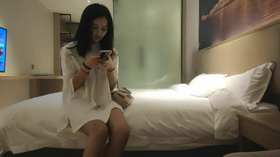 美女c-亚洲午夜精品在线-成人AV