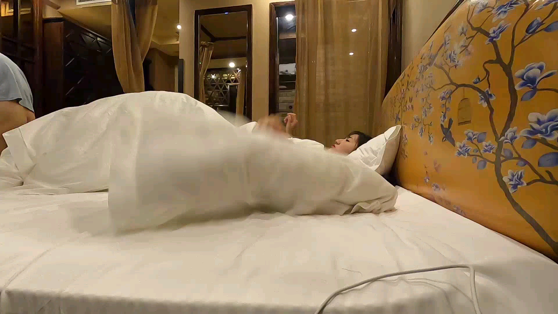 空姐久久一级毛片性生恬-亚洲老板91色精品久久-成人AV