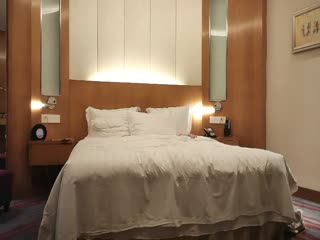 小坏蛋老师…受不了大粗了-亚洲区免费视频-成人AV