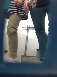 中久免费中文-天天精品综合-成人AV