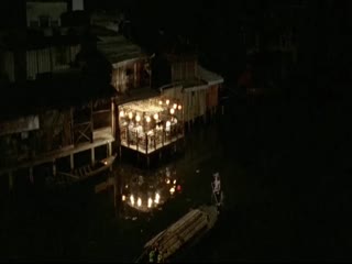 freesex性hd公交车上-午夜国产在线播放-成人AV